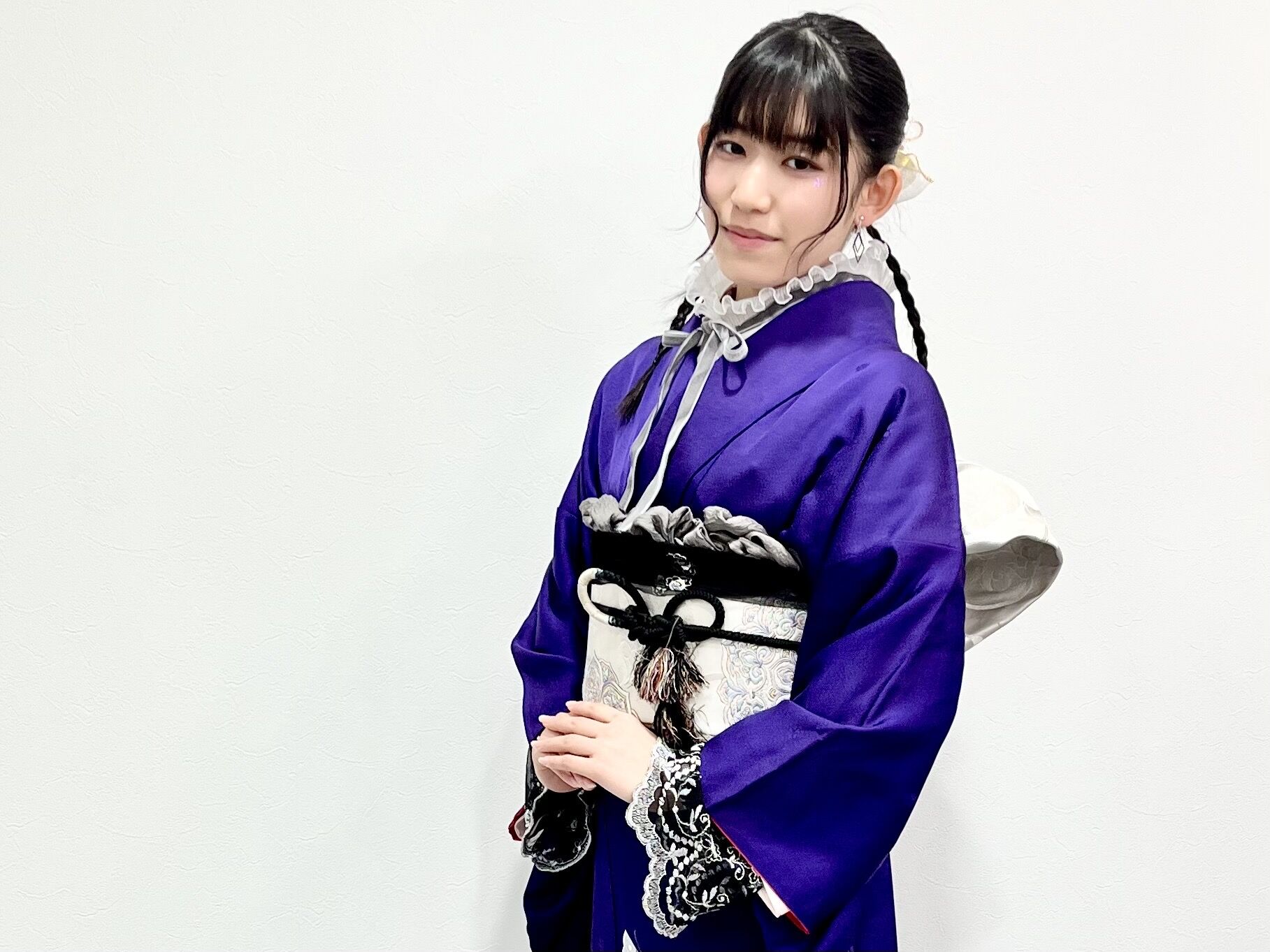 乾かすだけでまとまる、大人のツヤ髪ストレート