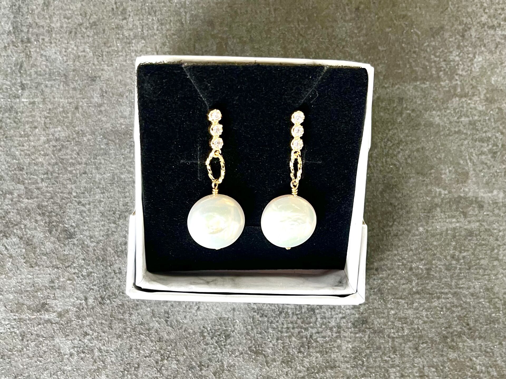 ハンドメイドアクセサリーピアス4400円税込