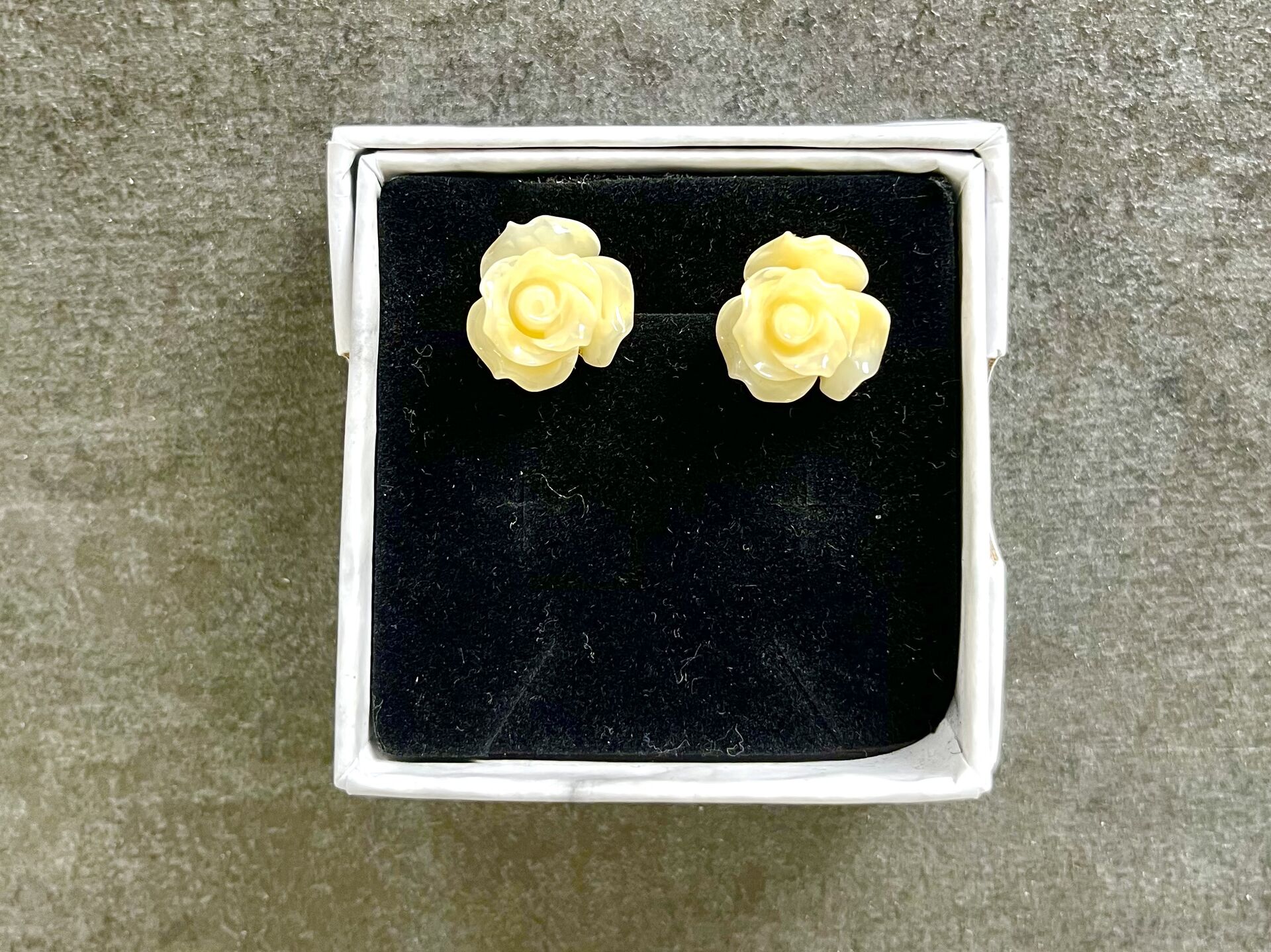 ハンドメイドアクセサリーピアス2750円税込