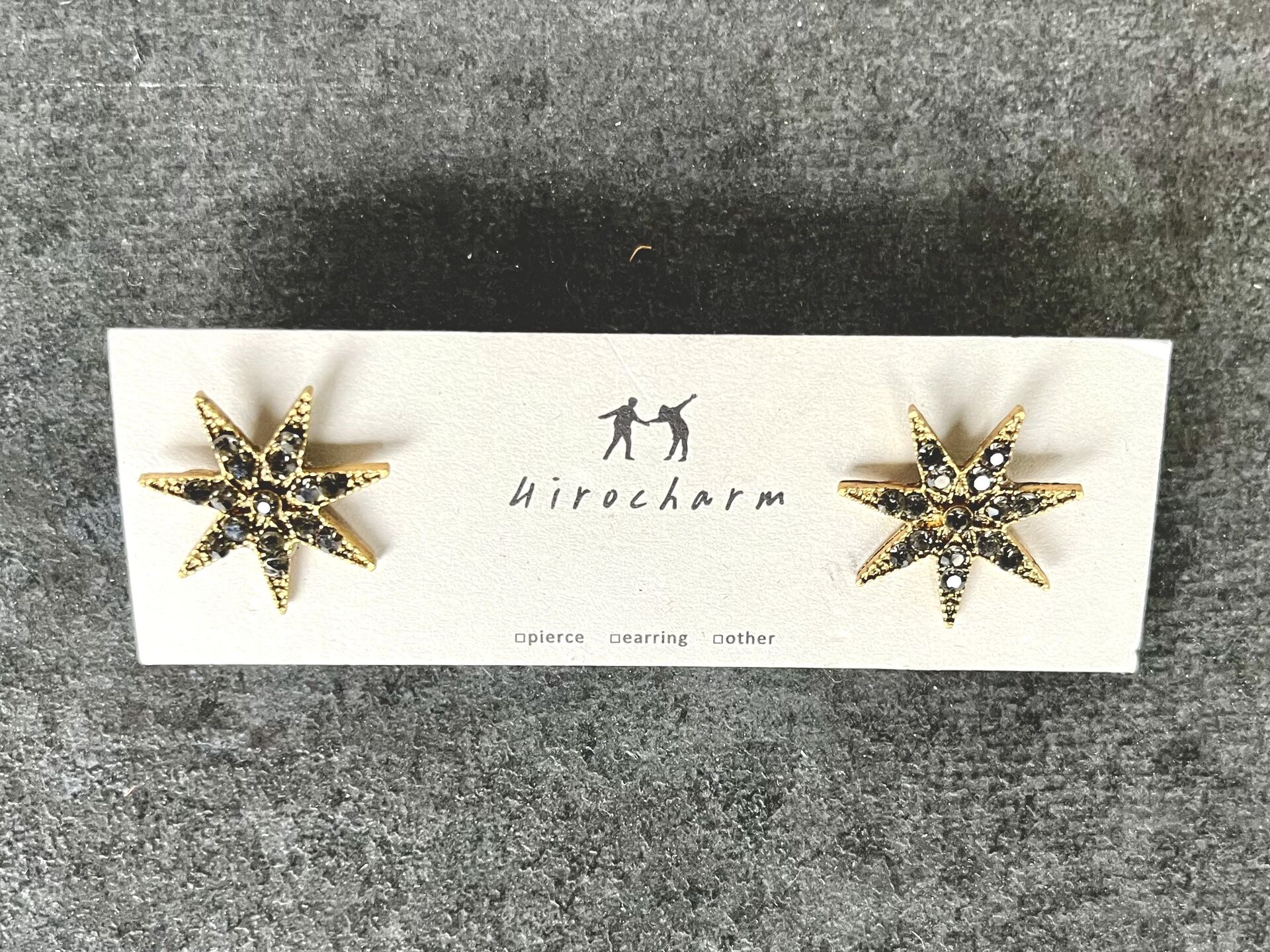 ハンドメイドアクセサリーピアス2200円税込