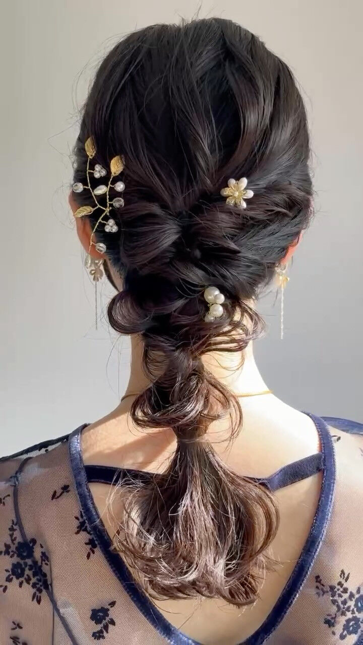 結婚式のお呼ばれヘア💐 編み下ろしアレンジ